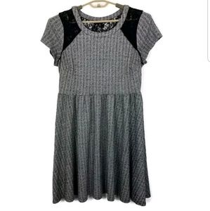 Torrid Sweater Dress Size 0 Large Lace Back